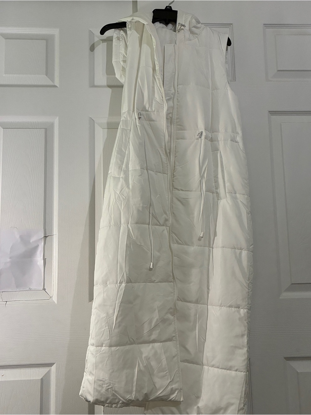 NWOT Womens Quilted Hooded Long Puffer Sleeveless White Vest Amazon Polyester